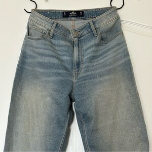 Hollister Ultra High-Rise Dad  Light Blue Jeans